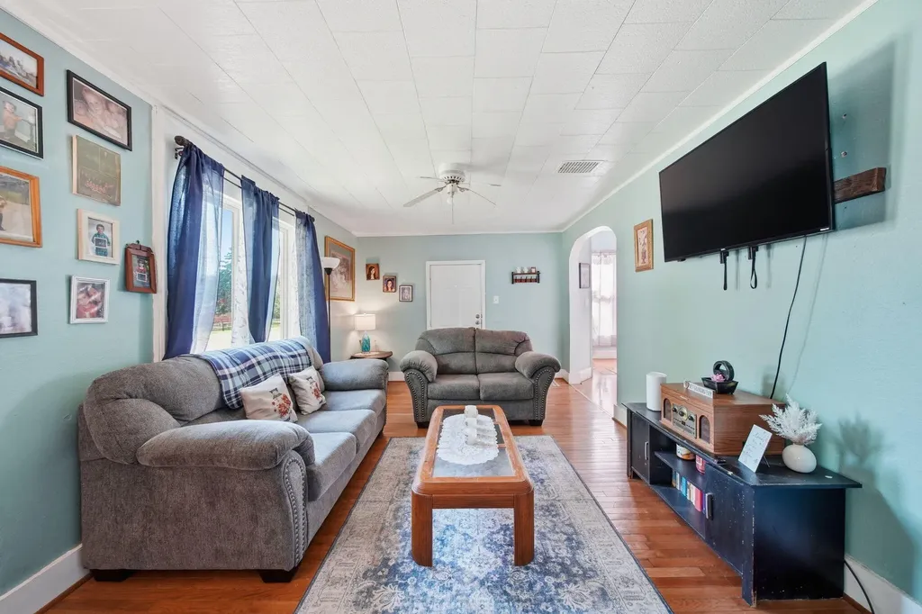 118 E Chestnut Street Morenci City MI 49256