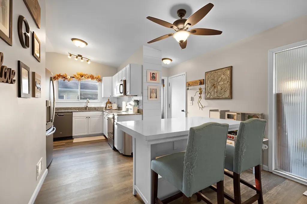 43875 Leeann Lane Canton Charter Township MI 48187