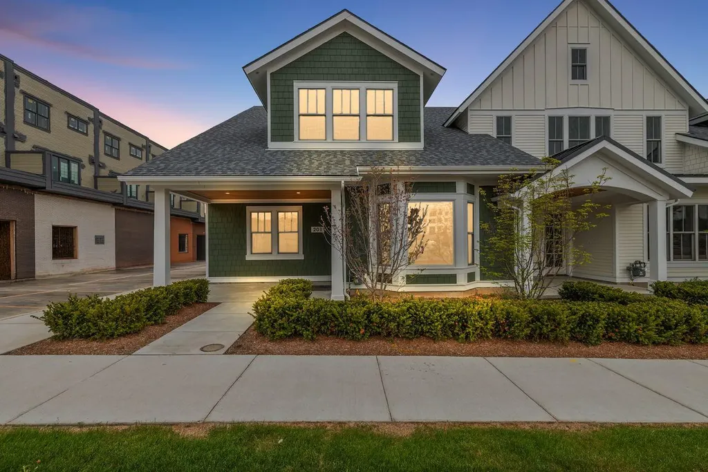 201 Mill Circle Northville City MI 48167