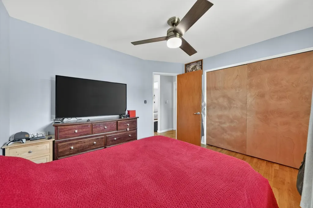 38560 Mason Street Livonia City MI 48154