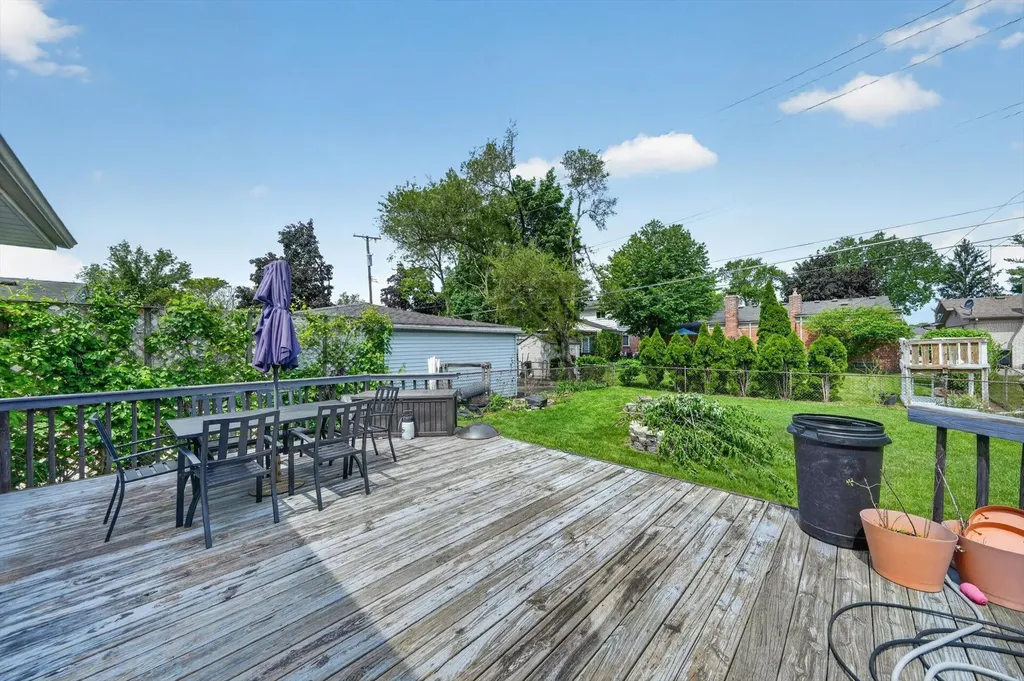38560 Mason Street Livonia City MI 48154