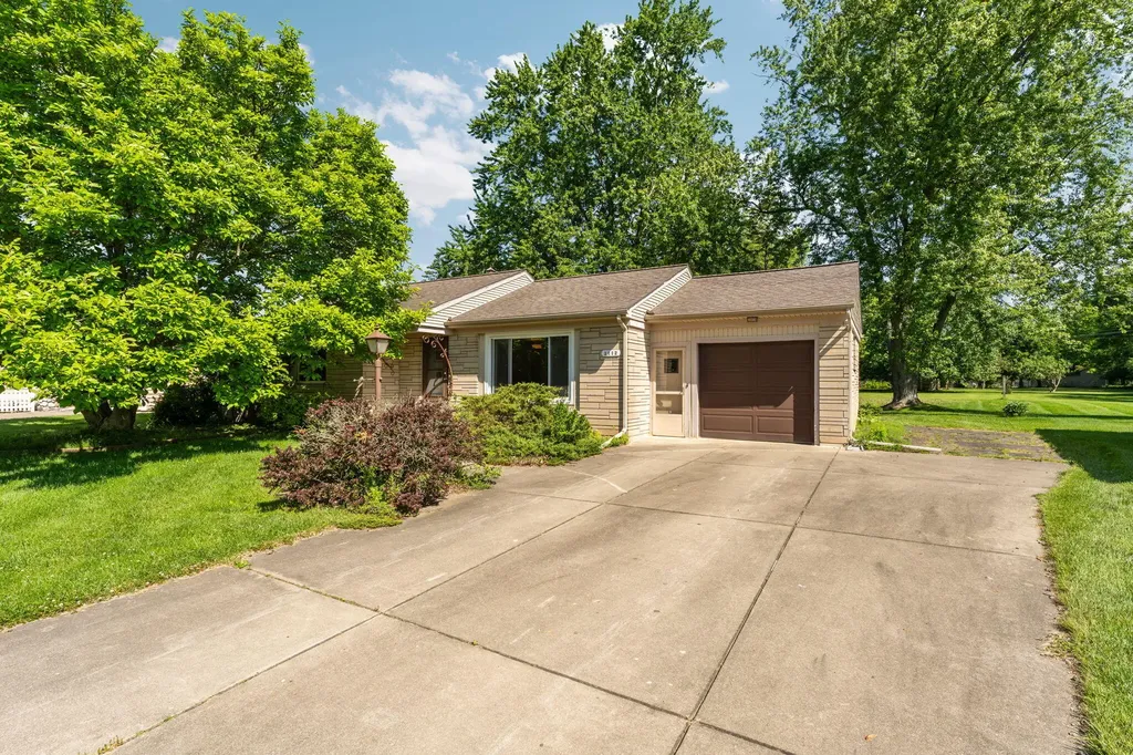 1112 Westwood Boulevard Summit Township MI 49203