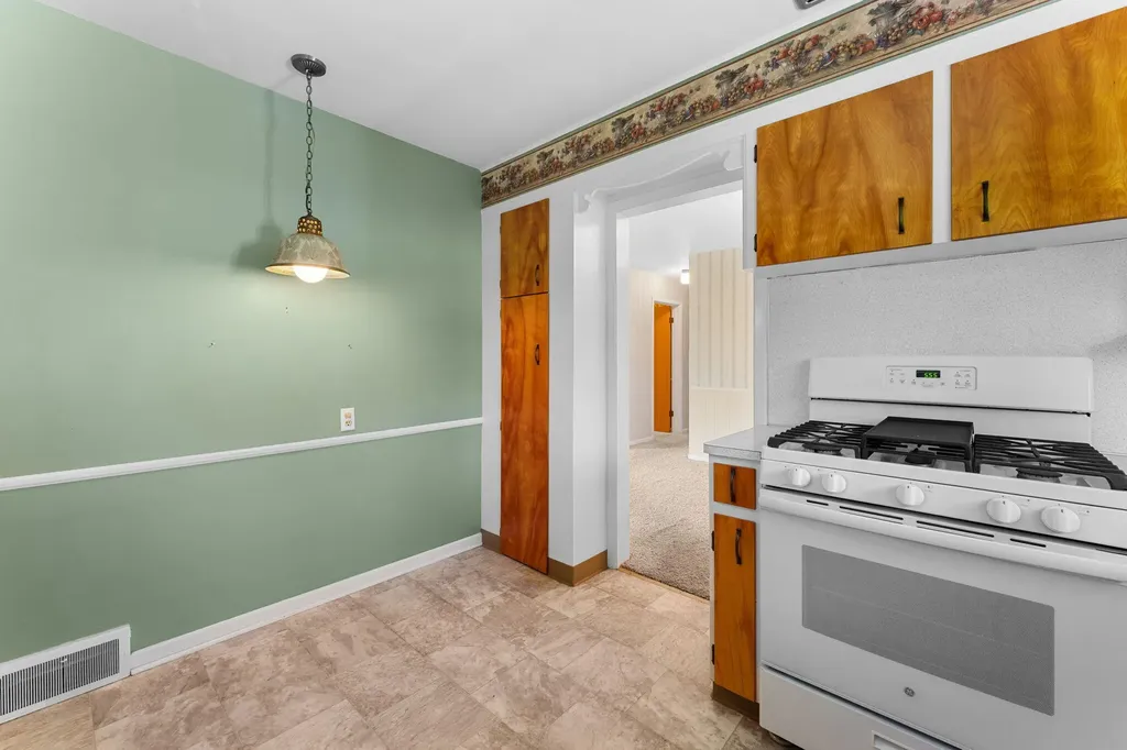 1112 Westwood Boulevard Summit Township MI 49203