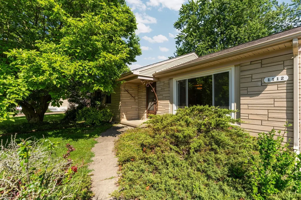 1112 Westwood Boulevard Summit Township MI 49203