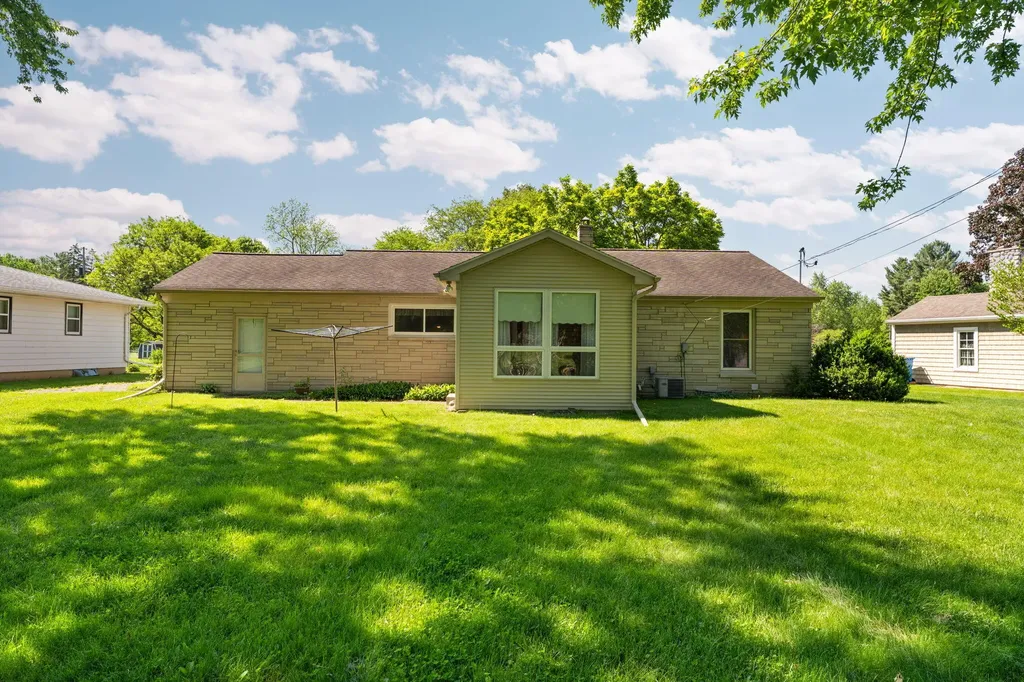 1112 Westwood Boulevard Summit Township MI 49203