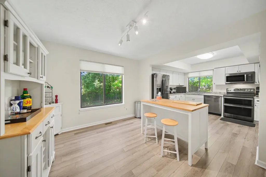 5181 Christine Court Scio Township MI 48103