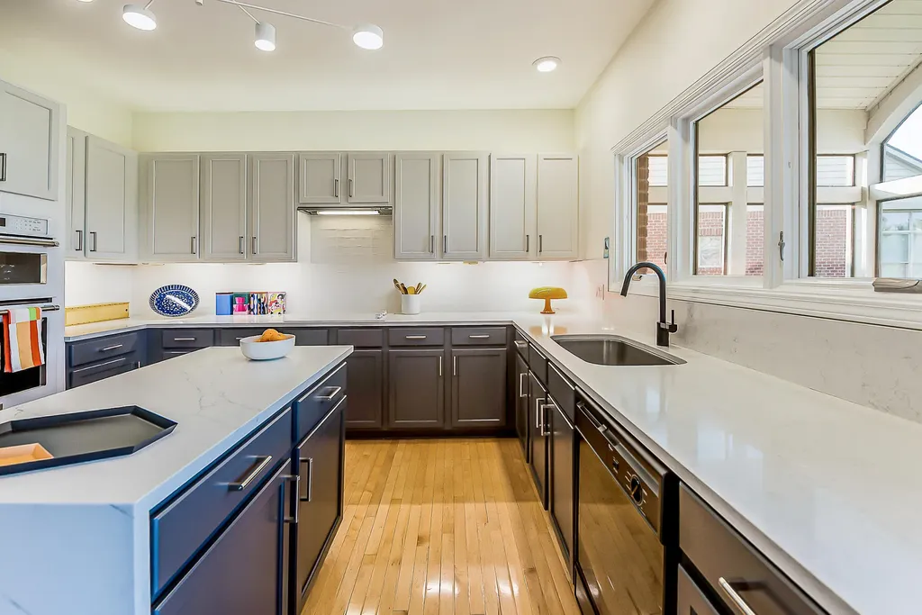 2462 Winged Foot Court Pittsfield Charter Township MI 48108
