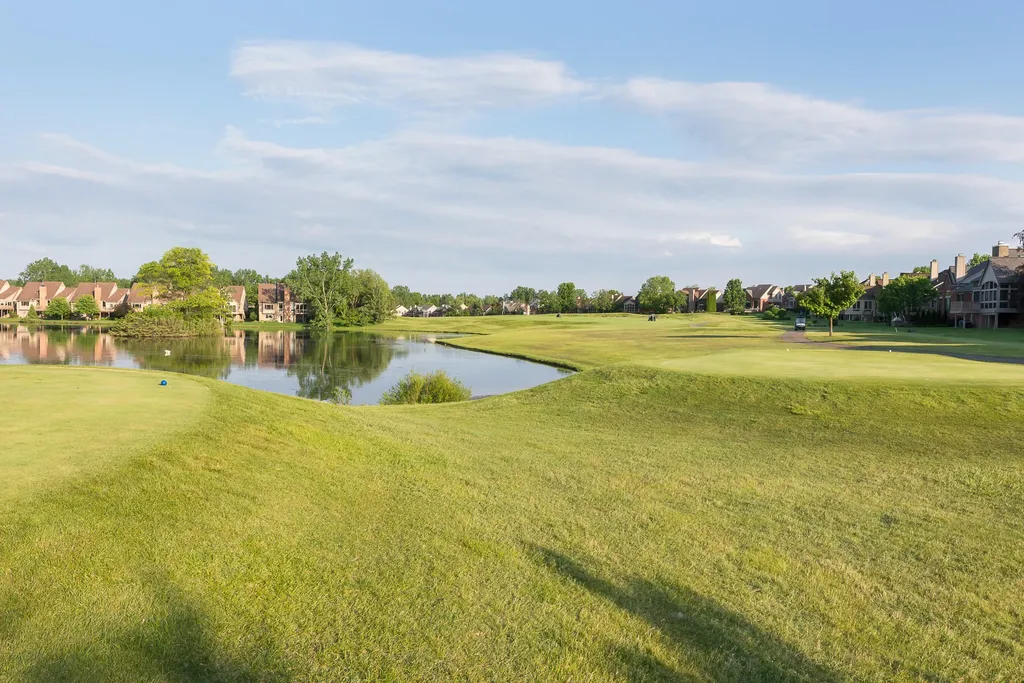 2462 Winged Foot Court Pittsfield Charter Township MI 48108