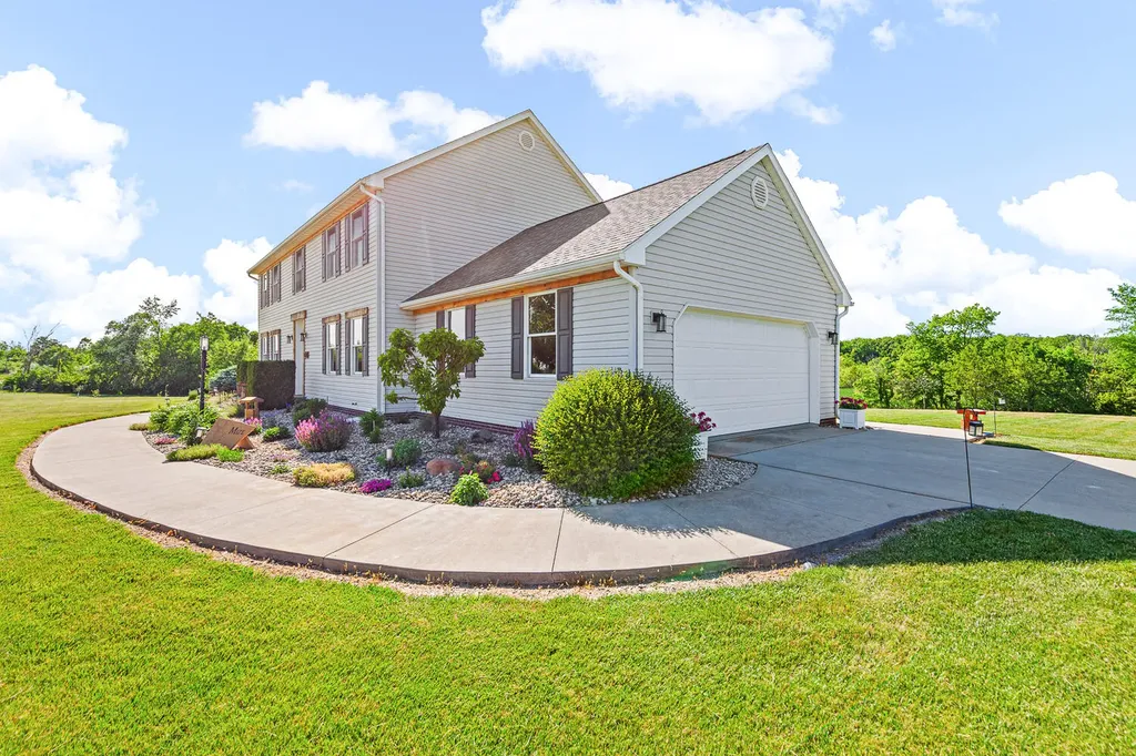 9848 Canandaigua Road Seneca Township MI 49235