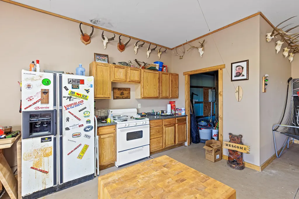 9848 Canandaigua Road Seneca Township MI 49235