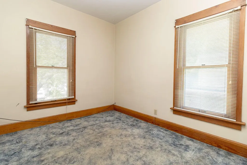434 Sackett Avenue Monroe City MI 48162