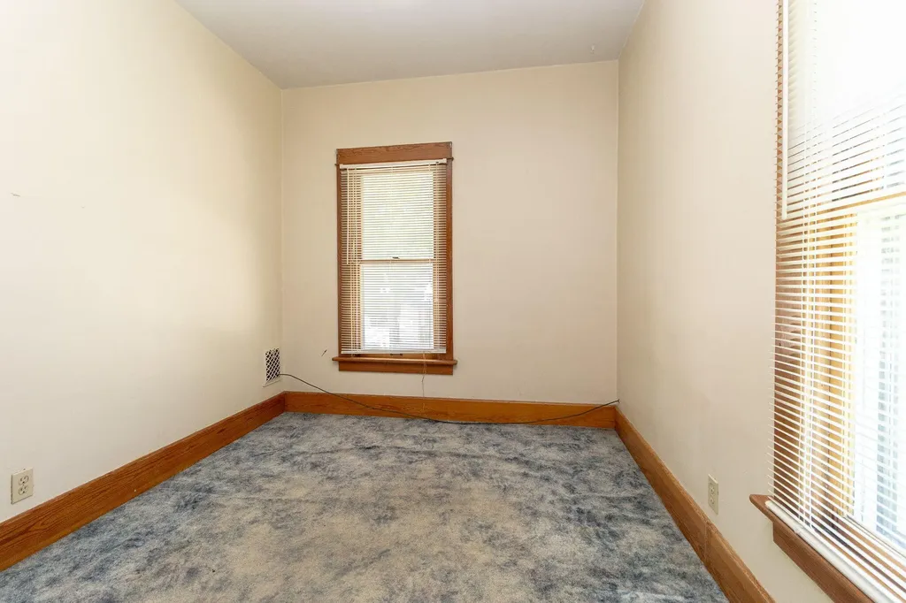 434 Sackett Avenue Monroe City MI 48162