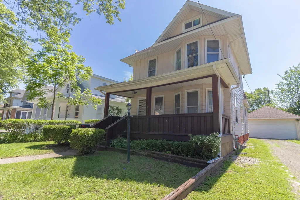 434 Sackett Avenue Monroe City MI 48162