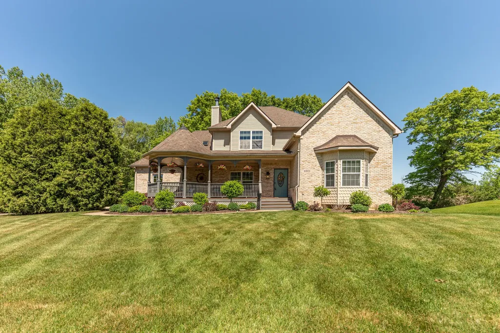 3364 Habitat Trail Pinckney Village MI 48169