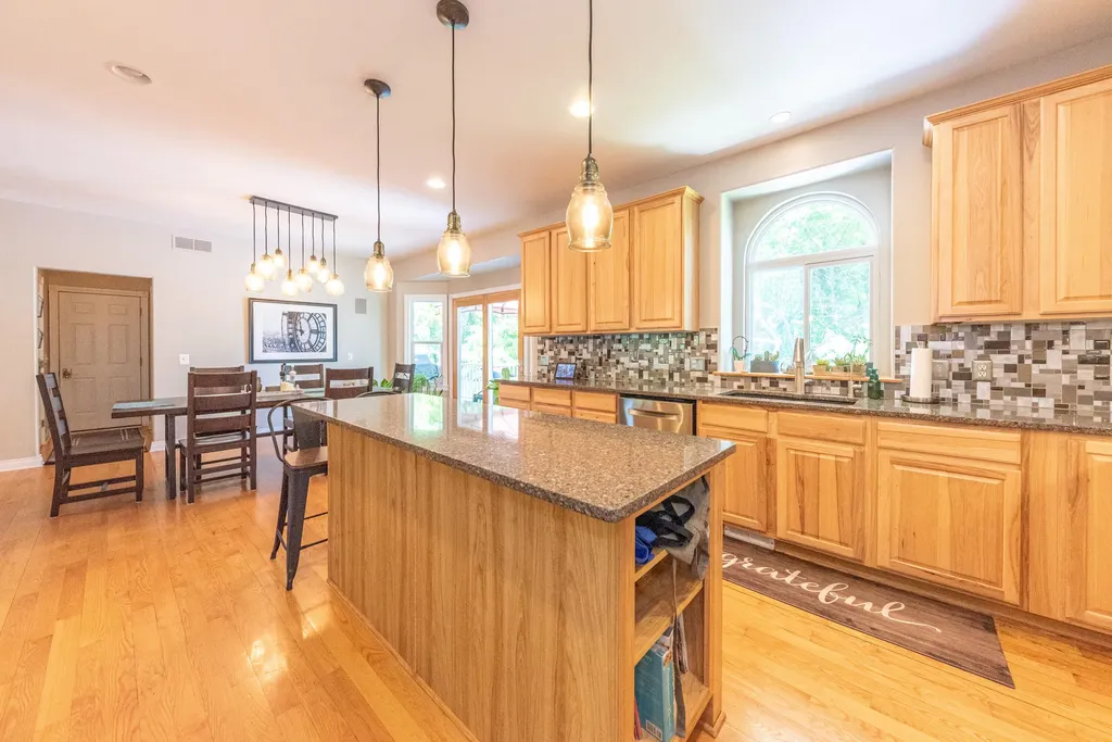 3364 Habitat Trail Pinckney Village MI 48169