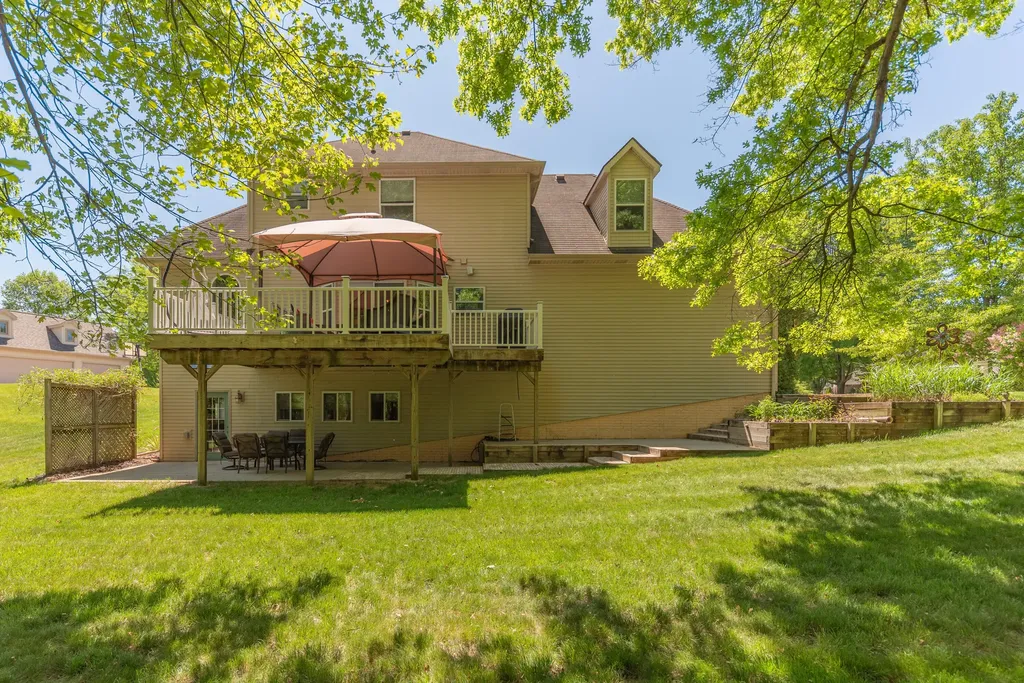 3364 Habitat Trail Pinckney Village MI 48169