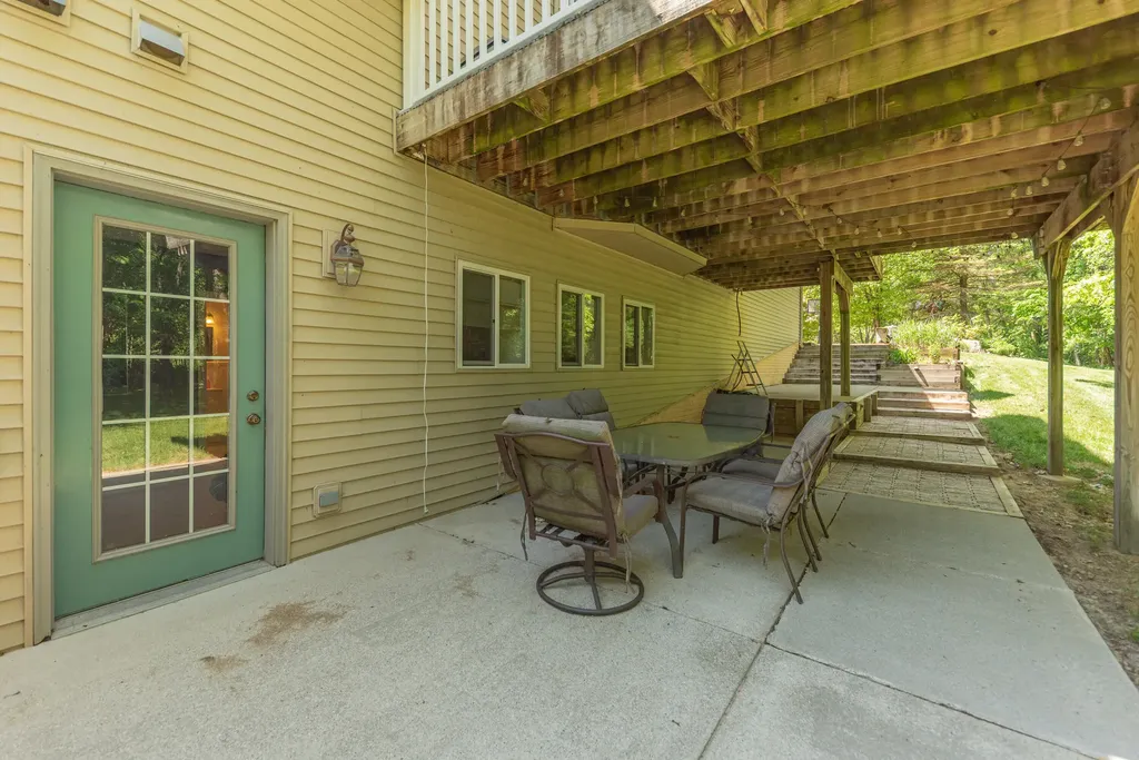 3364 Habitat Trail Pinckney Village MI 48169