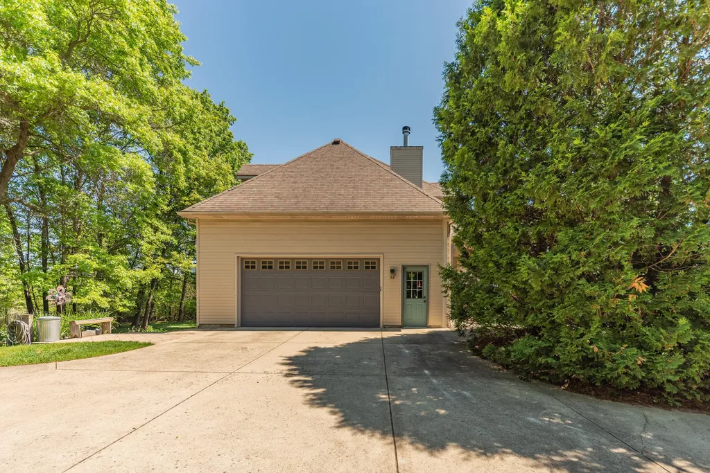 3364 Habitat Trail Pinckney Village MI 48169