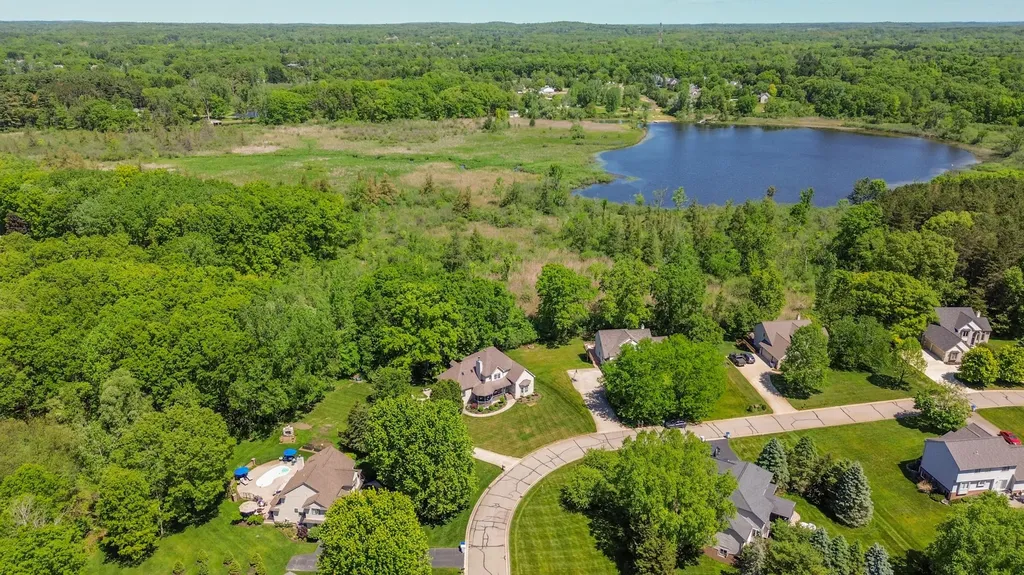 3364 Habitat Trail Pinckney Village MI 48169