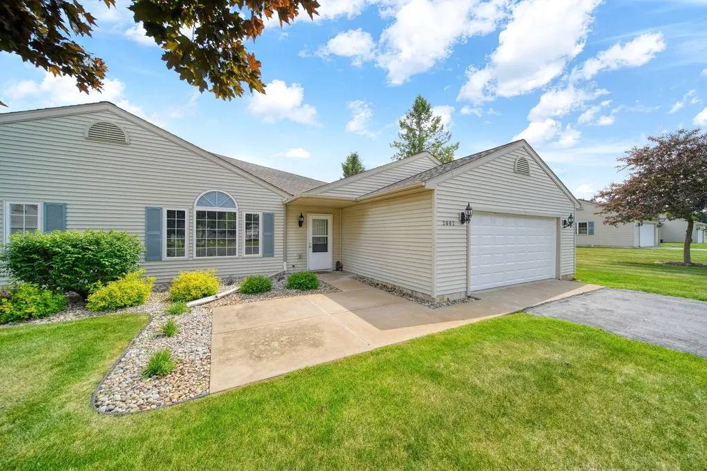 2002 Stillwater Drive Tecumseh City MI 49286