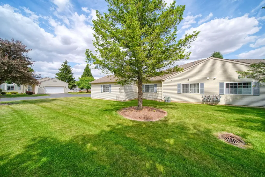 2002 Stillwater Drive Tecumseh City MI 49286