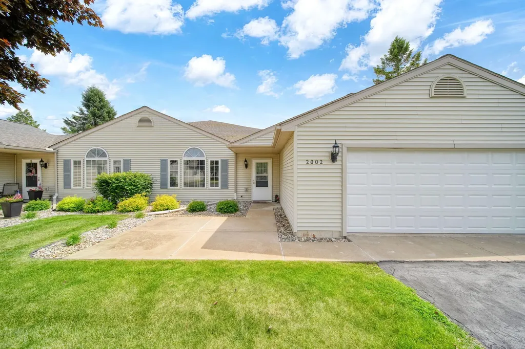 2002 Stillwater Drive Tecumseh City MI 49286
