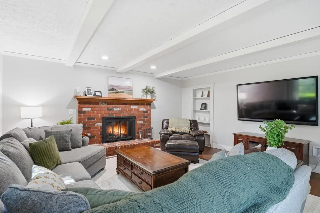 1483 Copeland Circle Canton Charter Township MI 48187