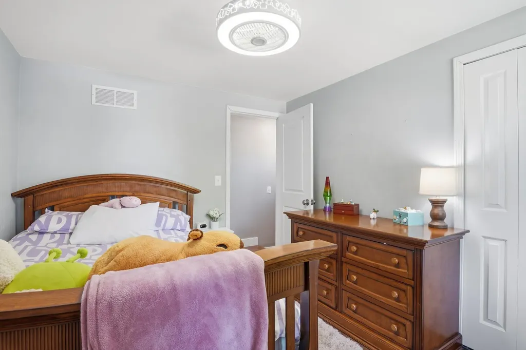 1483 Copeland Circle Canton Charter Township MI 48187