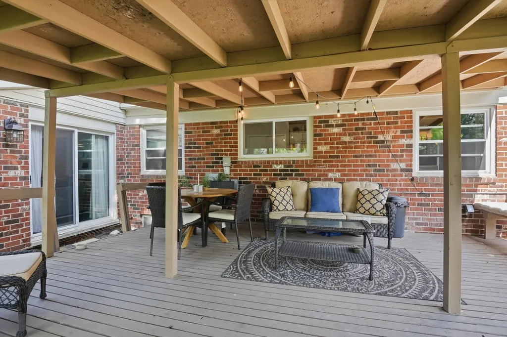 1483 Copeland Circle Canton Charter Township MI 48187