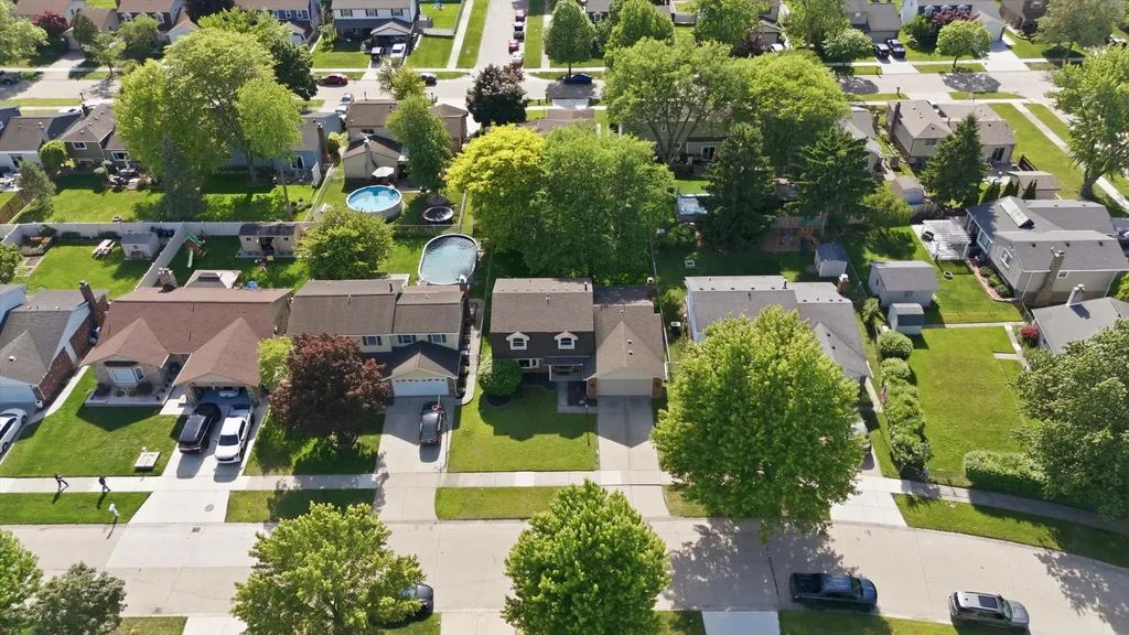 1483 Copeland Circle Canton Charter Township MI 48187