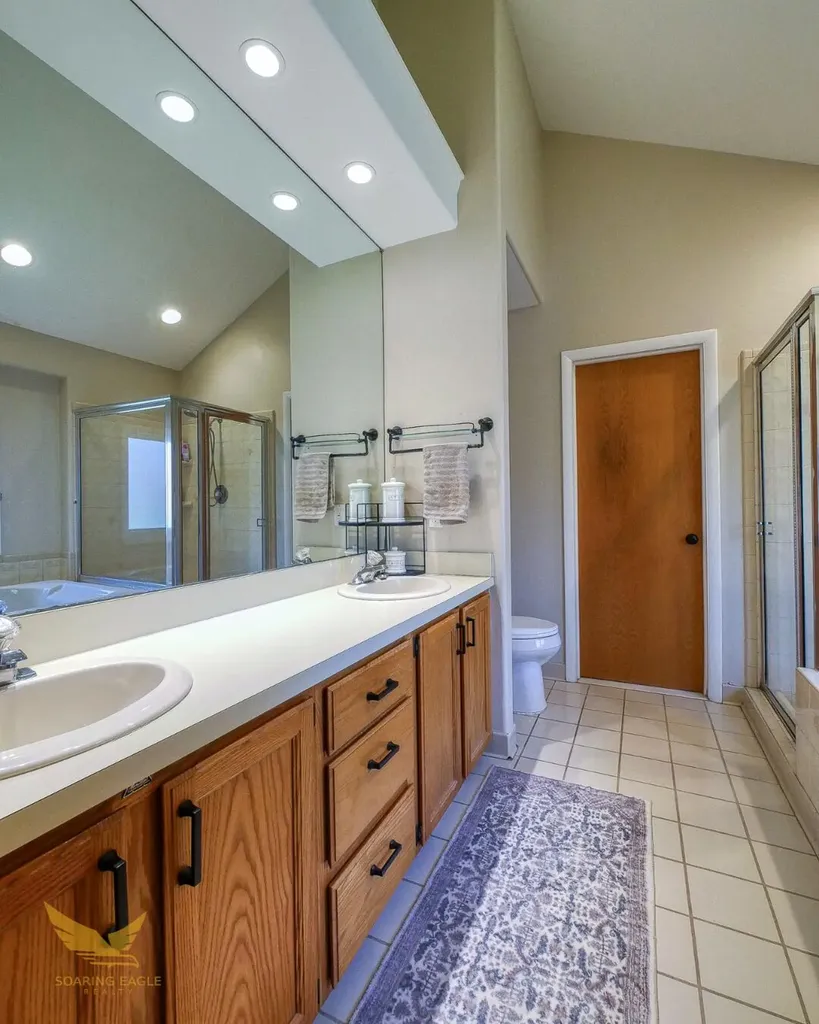 1583 Weymouth Street West Bloomfield Charter Township MI 48324