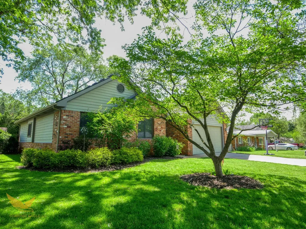 1583 Weymouth Street West Bloomfield Charter Township MI 48324