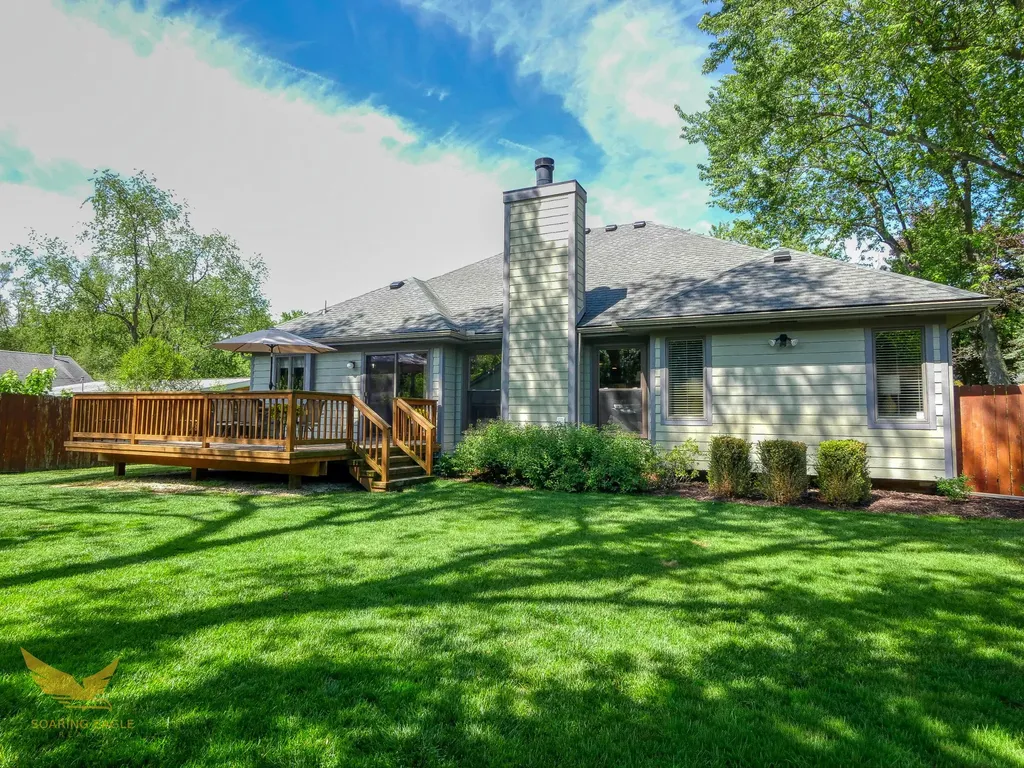 1583 Weymouth Street West Bloomfield Charter Township MI 48324