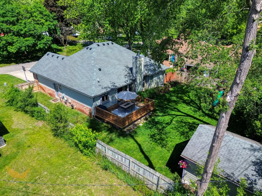 1583 Weymouth Street West Bloomfield Charter Township MI 48324