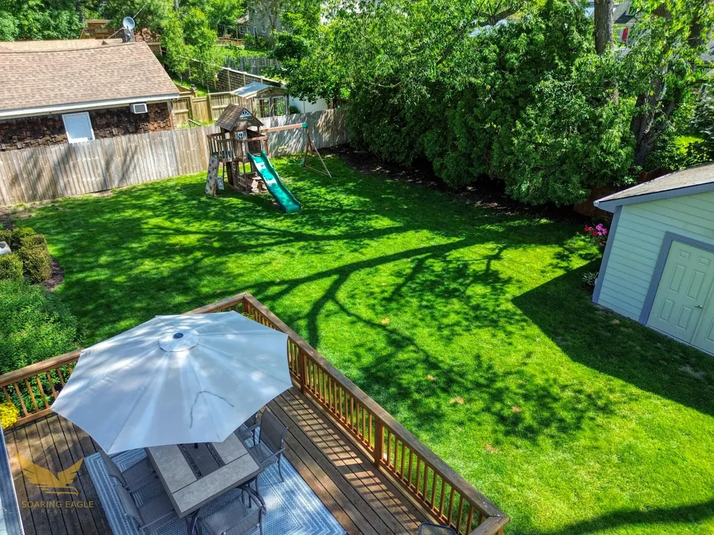 1583 Weymouth Street West Bloomfield Charter Township MI 48324