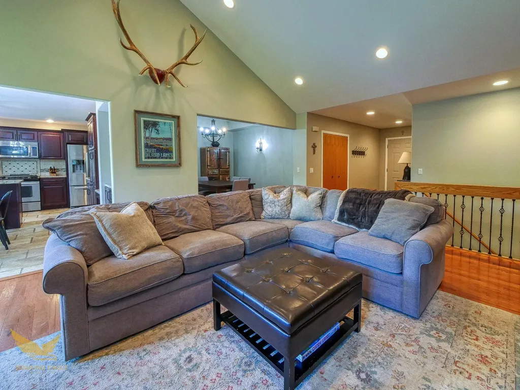 1583 Weymouth Street West Bloomfield Charter Township MI 48324