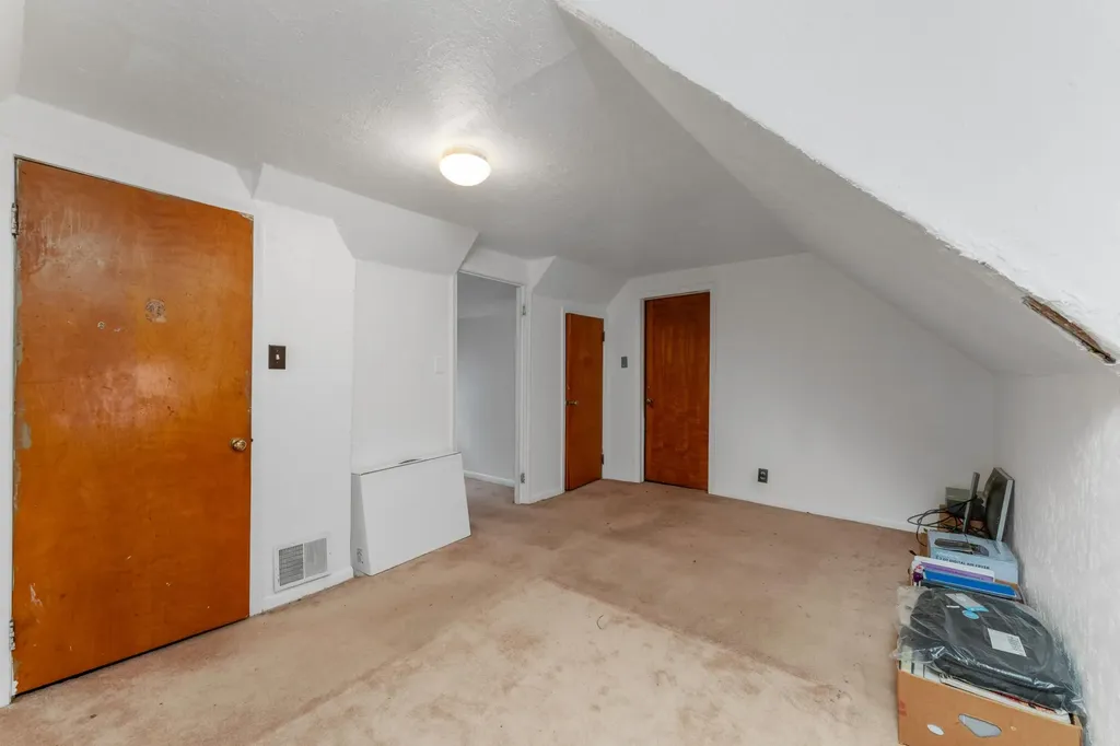 14914 Pinehurst Street Detroit City MI 48238