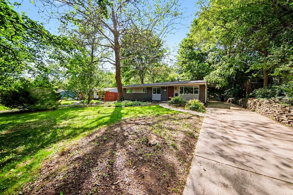 2731 Canterbury Road Ann Arbor City MI 48104