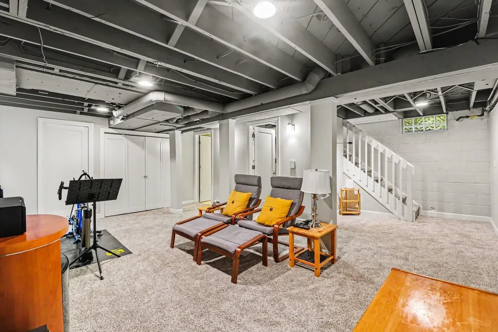 1729 Dexter Avenue Ann Arbor City MI 48103