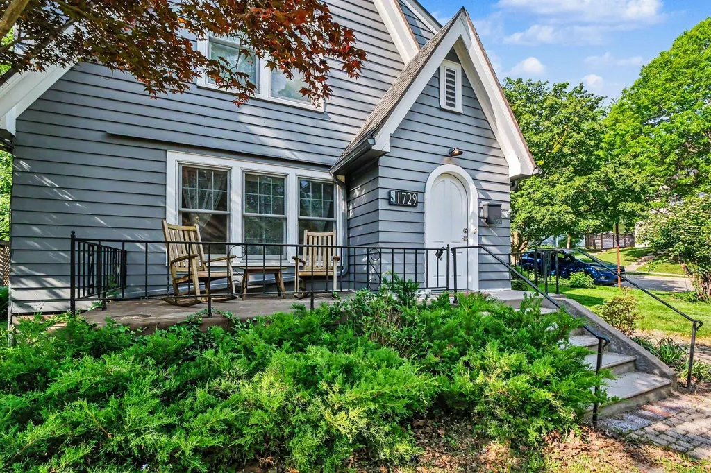 1729 Dexter Avenue Ann Arbor City MI 48103