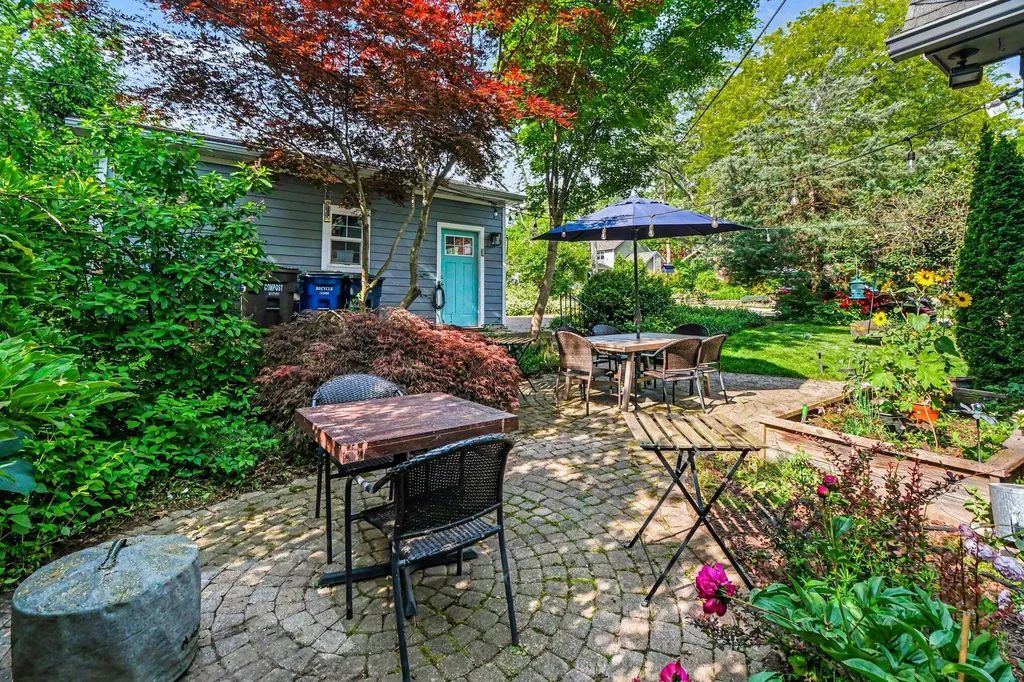 1729 Dexter Avenue Ann Arbor City MI 48103