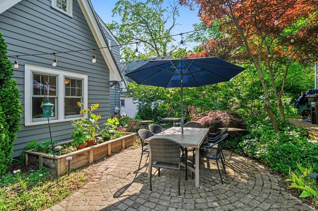 1729 Dexter Avenue Ann Arbor City MI 48103
