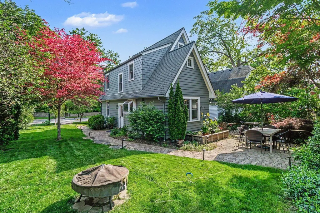 1729 Dexter Avenue Ann Arbor City MI 48103