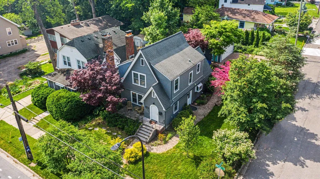 1729 Dexter Avenue Ann Arbor City MI 48103
