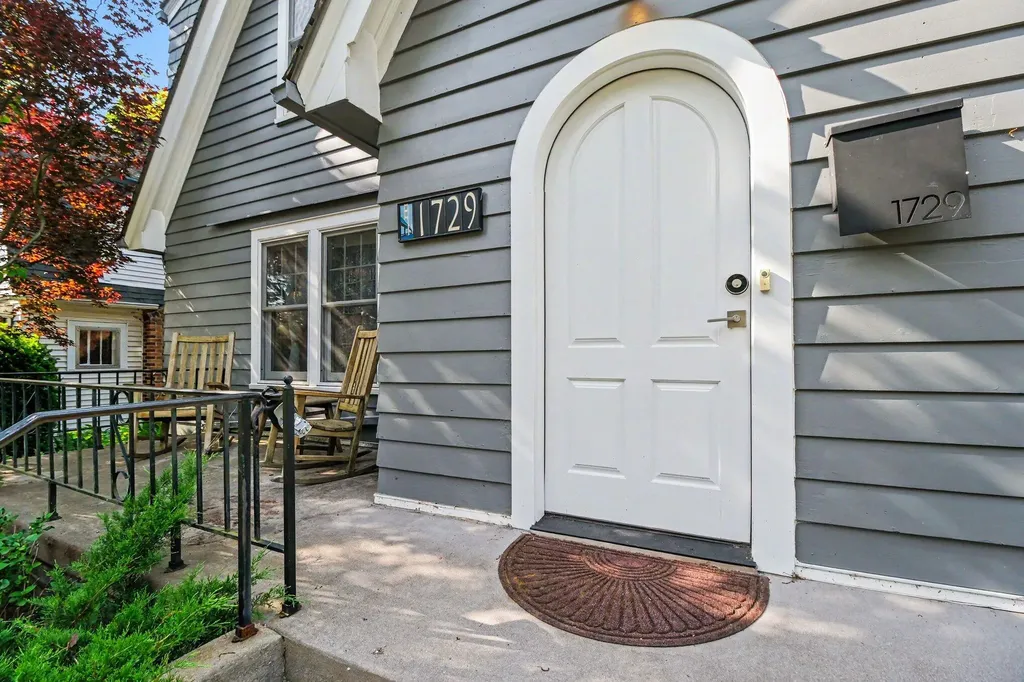 1729 Dexter Avenue Ann Arbor City MI 48103