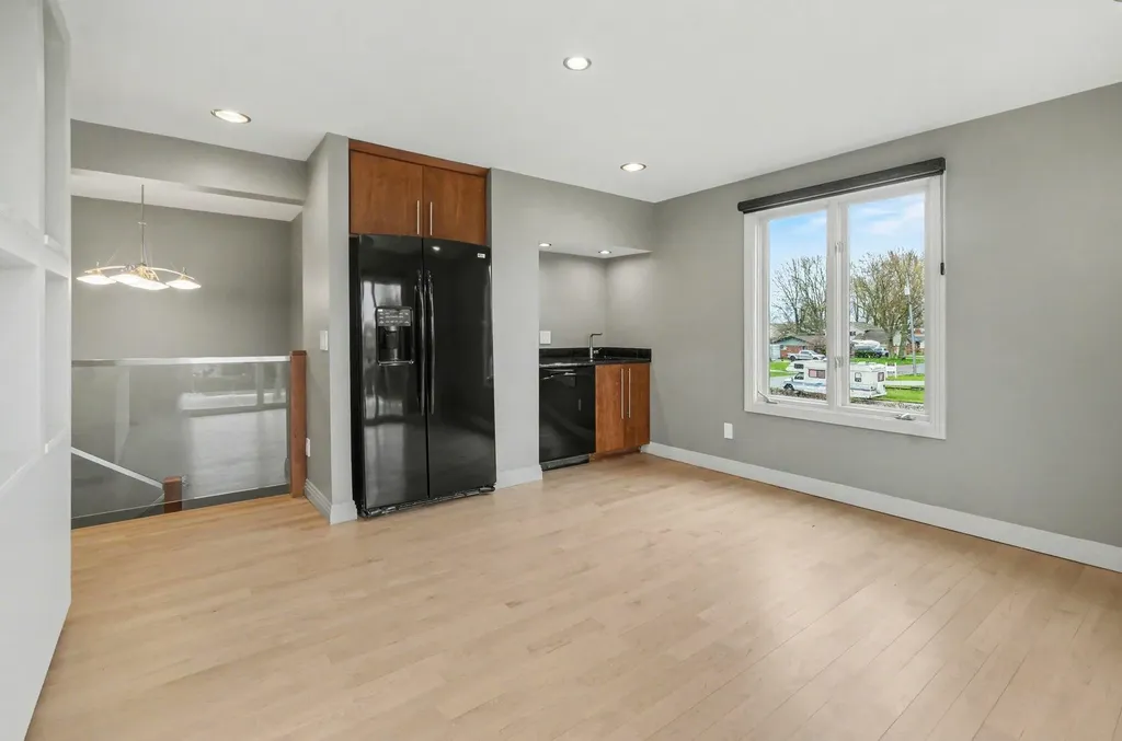 41285 Belvidere Street Harrison Charter Township MI 48045