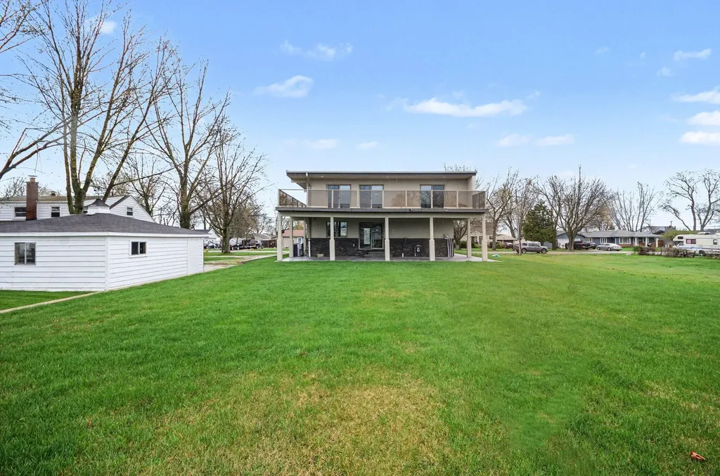 41285 Belvidere Street Harrison Charter Township MI 48045