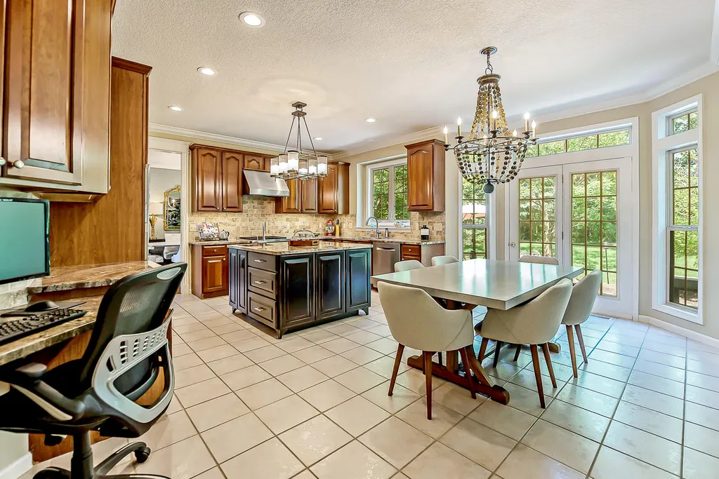4378 Westpark Court Pittsfield Charter Township MI 48108