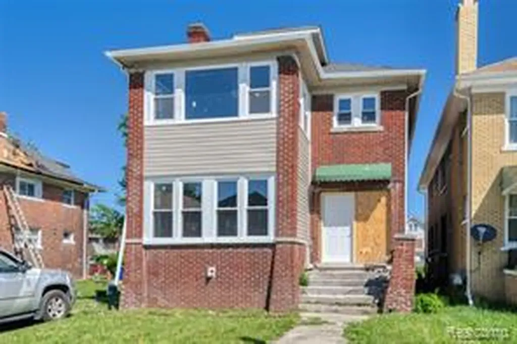 1976 Clairmount Street Detroit City MI 48206