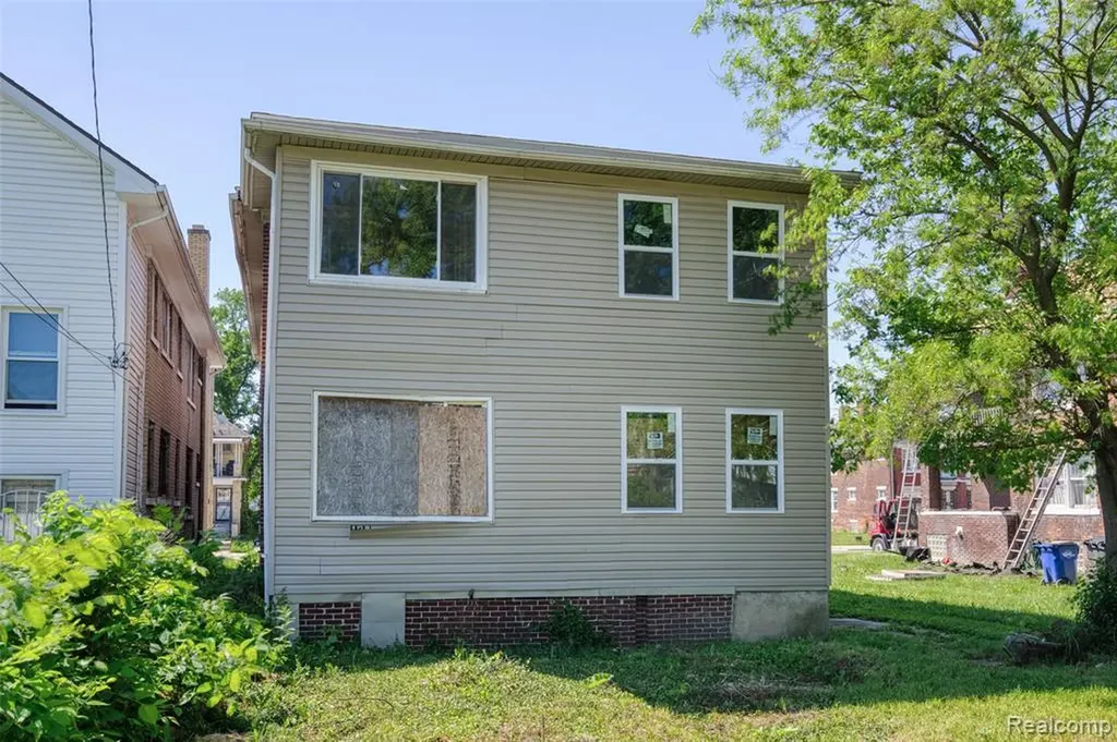 1976 Clairmount Street Detroit City MI 48206